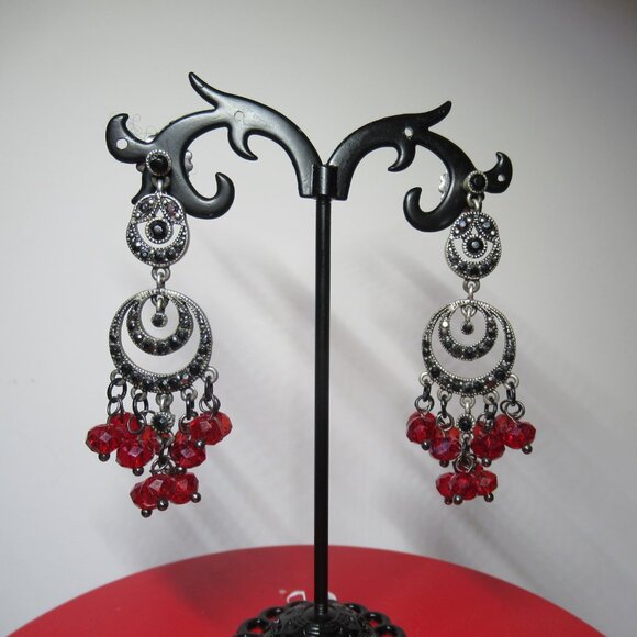 Chainmail Necklace & Earrings Set Silver with Red Beads Choker Collar Dangle - Picture 13 of 16